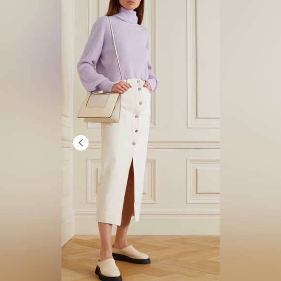 EUC REFORMATION Cashmere Turtleneck Sweater, Size Medium - Picture 2 of 6